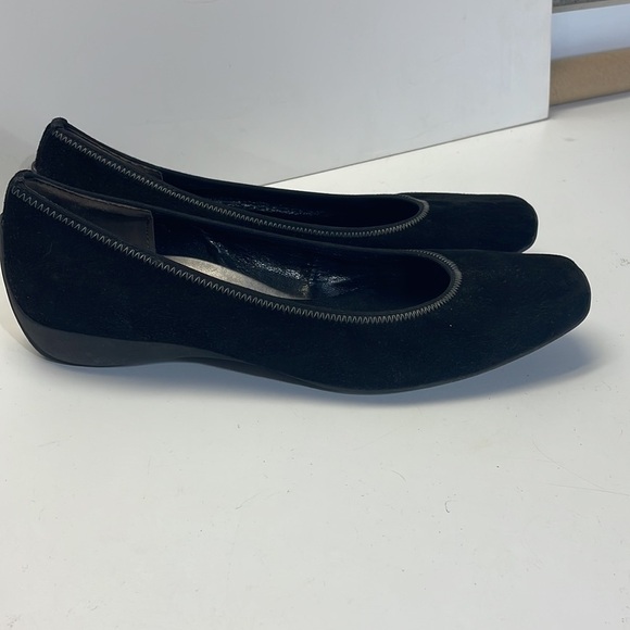 Paul Greene, black, suede flats - Picture 4 of 6